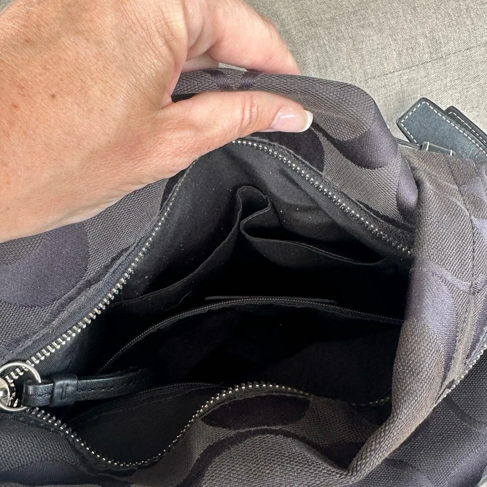 Black coach signature bag - Picture 5 of 6